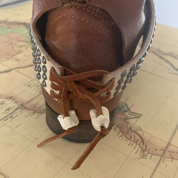 Rustic leather Boot Belts - Picture 2 of 8